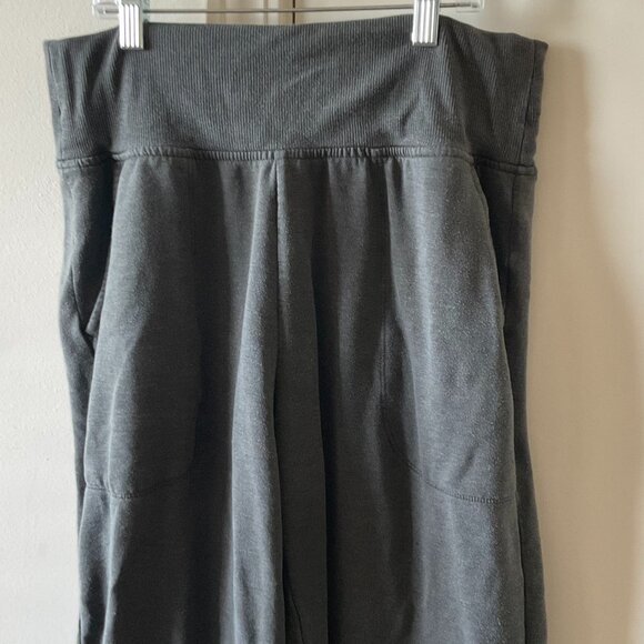 Athleta Coaster Luxe High-Rise Jogger – Elm Green – Medium Tall - Picture 8 of 14